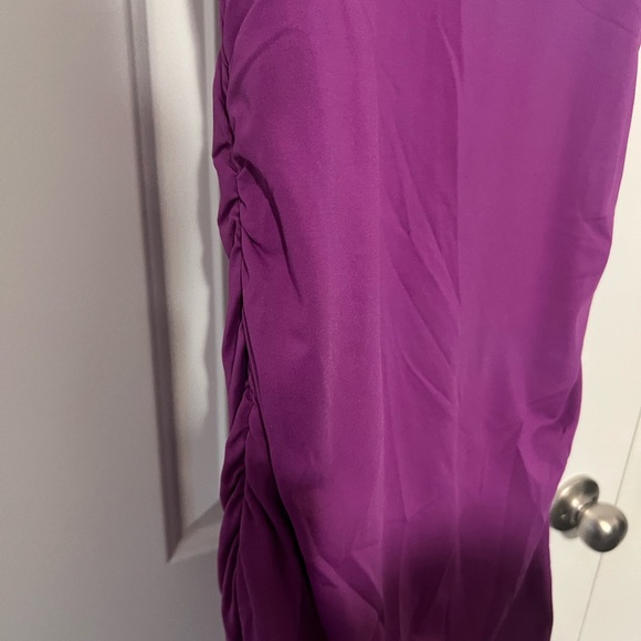 Babaton Contour Ruched Mini Dress - Picture 4 of 5